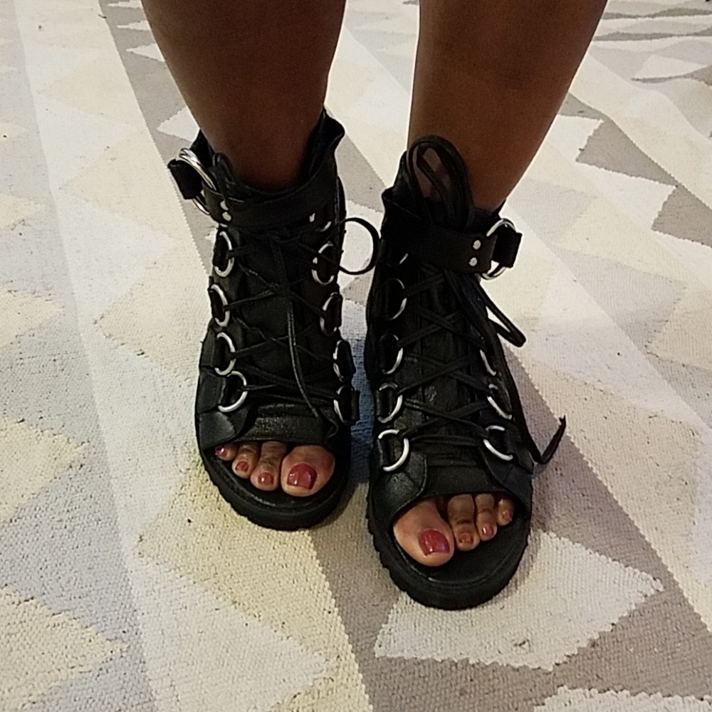 Sandal boots - Picture 3 of 4